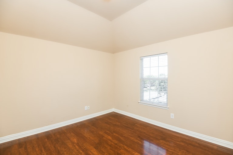 Photo 20 of 27 - 3625 Jennifer Dr, Flower Mound, TX 75022