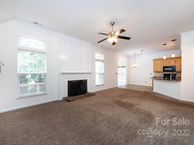 Photo 8 of 37 - 11929 Harmon Ln, Pineville, NC 28134