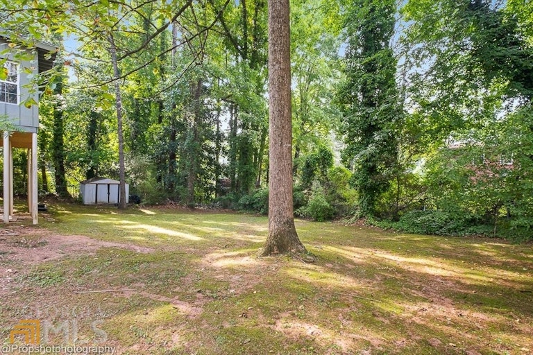 Photo 26 of 27 - 2924 Cherry Blossom Ln, Atlanta, GA 30344