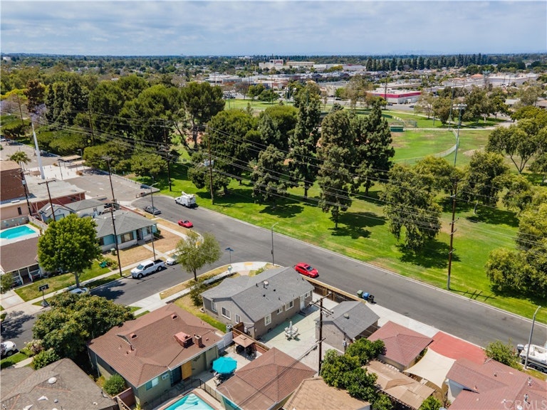 Photo 42 of 42 - 3954 Senasac Ave, Long Beach, CA 90808