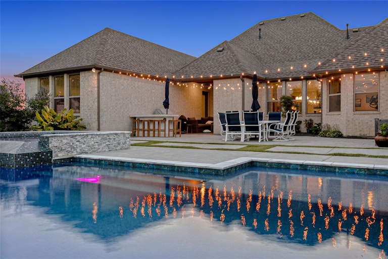 Photo 33 of 37 - 1620 Cattle Dr, Prosper, TX 75078