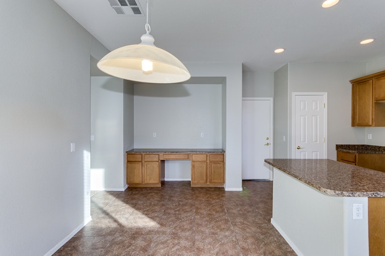 Photo 9 of 31 - 4187 E Karsten Dr, Chandler, AZ 85249