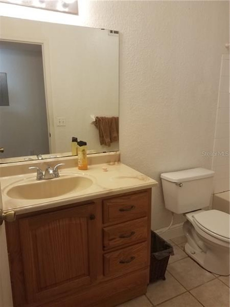 Photo 15 of 24 - 14037 Fairway Island Dr #212, Orlando, FL 32837