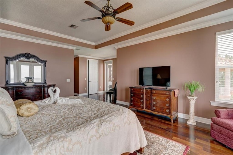 Photo 49 of 58 - 9548 W Gulf Blvd, Treasure Island, FL 33706
