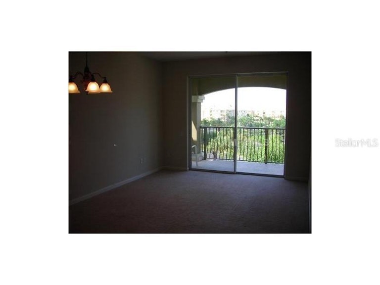 Photo 2 of 10 - 4102 Breakview Dr #20703, Orlando, FL 32819