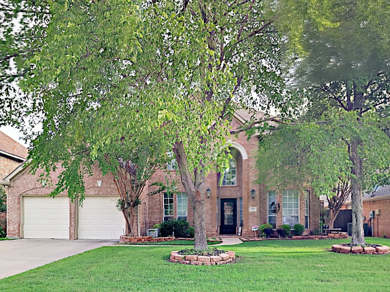 Photo 1 of 5 - 1912 N Port Ct, Grapevine, TX 76051
