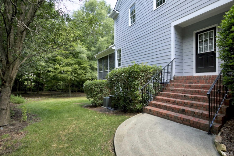 Photo 32 of 43 - 111 Goldenthal Ct, Cary, NC 27519