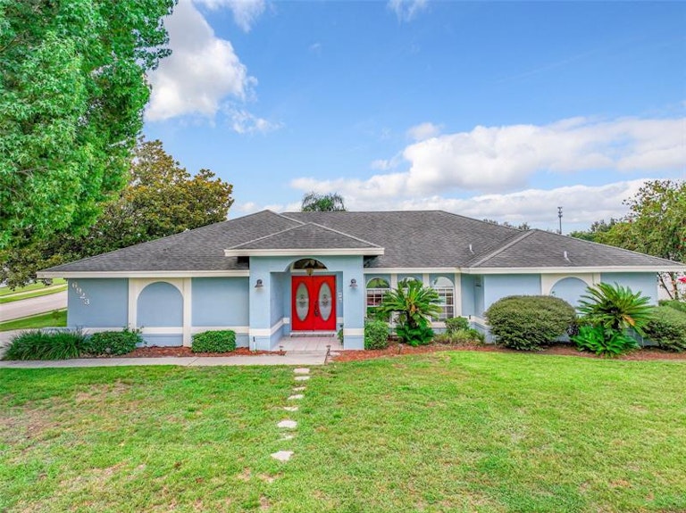 Photo 1 of 41 - 6923 Ashbury Dr, Lakeland, FL 33809