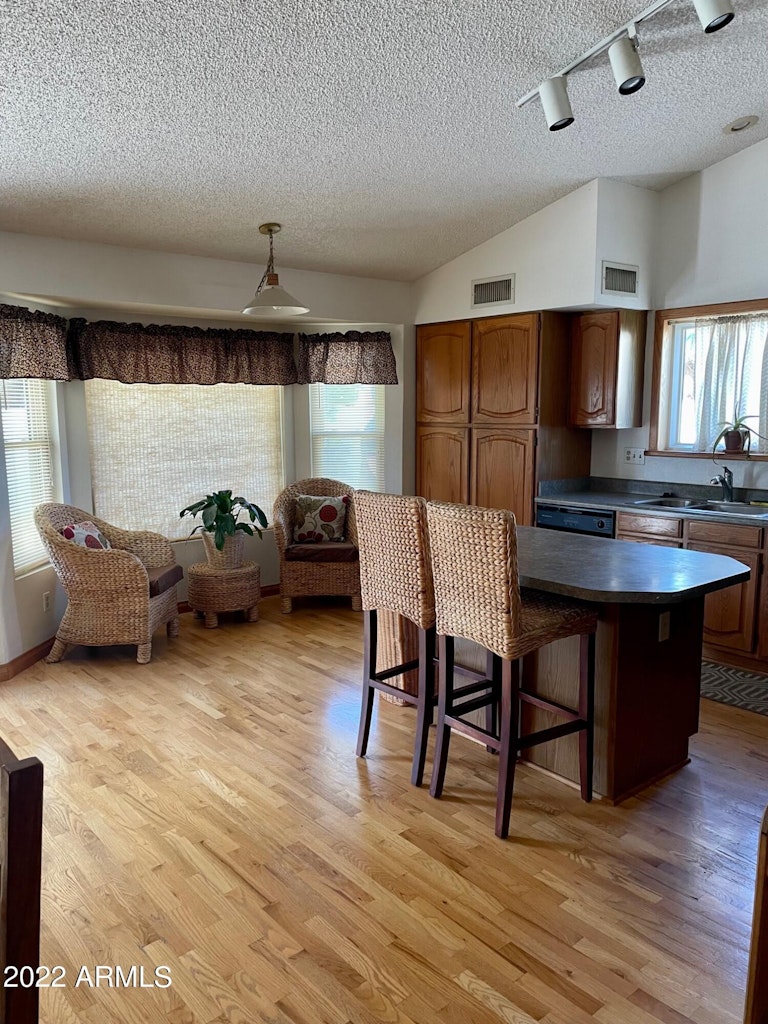 Photo 10 of 20 - 644 W Wagner Ct, Gilbert, AZ 85233