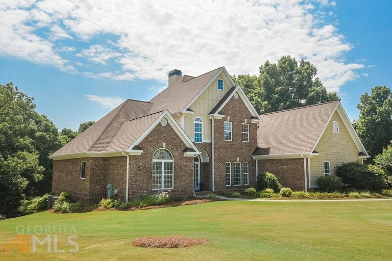 Photo 6 of 105 - 1013 Country Ln, Loganville, GA 30052