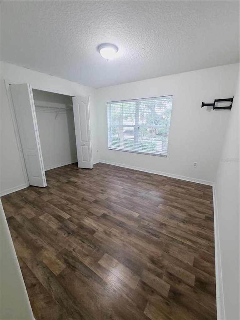 Photo 27 of 27 - 37676 Aaralyn Rd, Zephyrhills, FL 33542