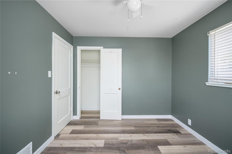 Photo 5 of 15 - 700 Kenton St, Aurora, CO 80010