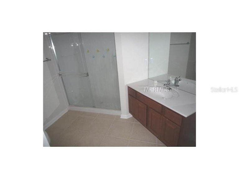 Photo 5 of 10 - 4102 Breakview Dr #20703, Orlando, FL 32819