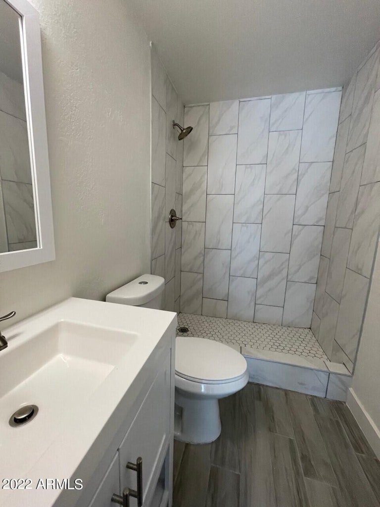 Photo 11 of 18 - 639 W Grove Cir, Mesa, AZ 85210