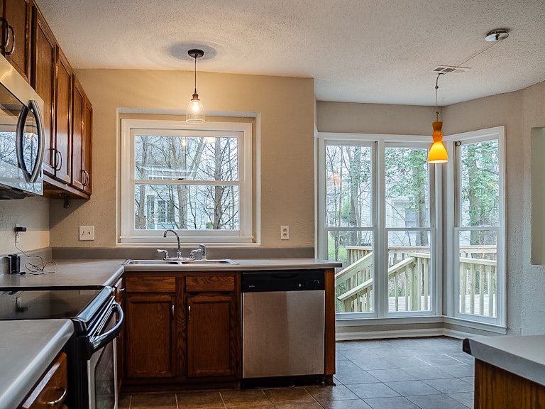 Photo 6 of 27 - 1007 Pagoda Pl, Knightdale, NC 27545