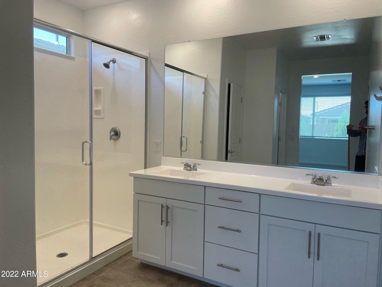 Photo 18 of 28 - 9341 W Willow Bend Ln, Phoenix, AZ 85037