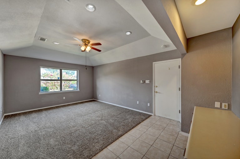 Photo 27 of 30 - 3608 Woodhaven Ct, Bedford, TX 76021
