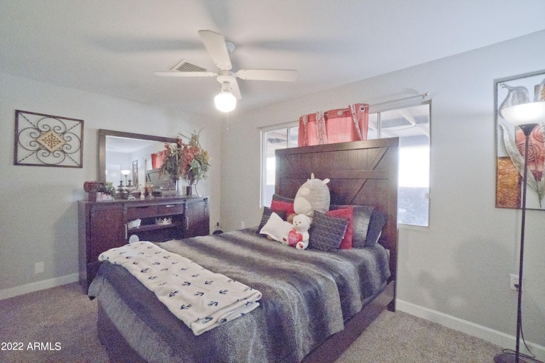 Photo 18 of 38 - 3556 W Meadowbrook Ave, Phoenix, AZ 85019