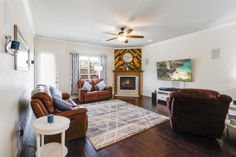 Photo 19 of 23 - 5901 Humber Ln, Aubrey, TX 76227