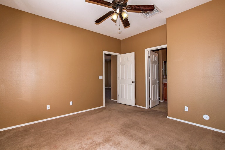 Photo 17 of 25 - 4024 W Valley View Dr, Laveen, AZ 85339