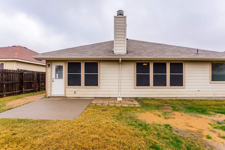 Photo 26 of 27 - 1519 Warrington Way, Forney, TX 75126