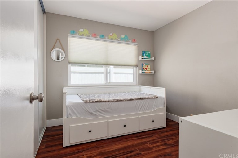 Photo 18 of 19 - 1721 N Oak Knoll Dr, Anaheim, CA 92807