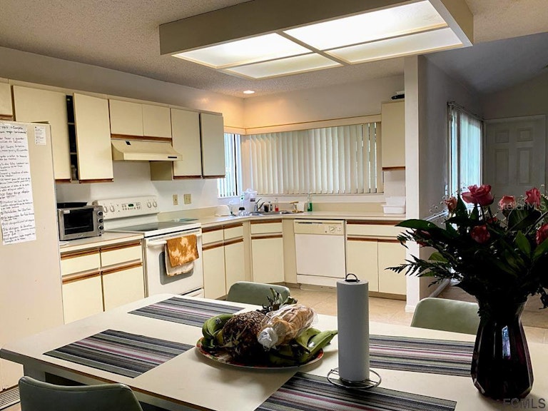 Photo 9 of 11 - 1 Williams Dr, Palm Coast, FL 32164