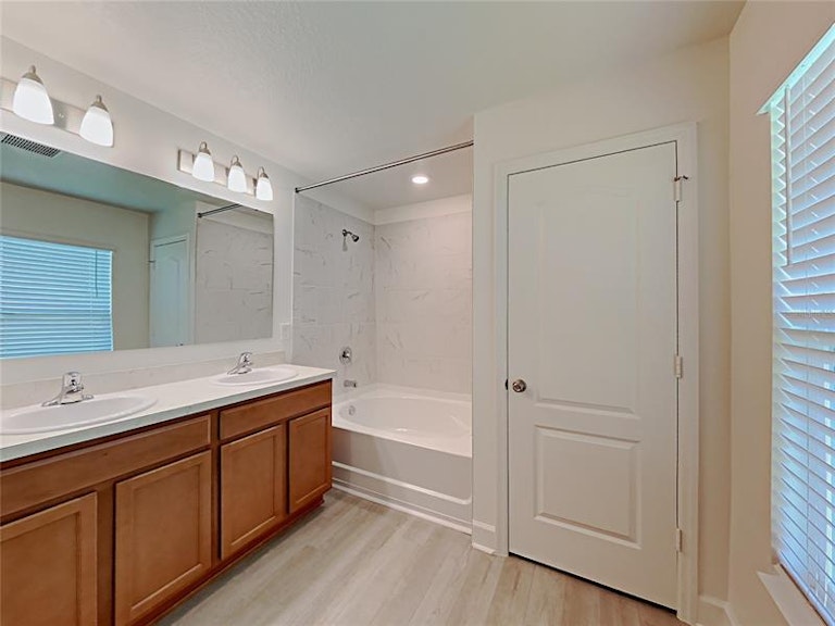 Photo 9 of 15 - 1383 Pompay Dr, Davenport, FL 33896