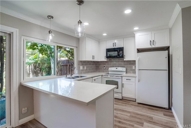 Photo 10 of 37 - 628 Pamela Kay Ln, La Puente, CA 91746