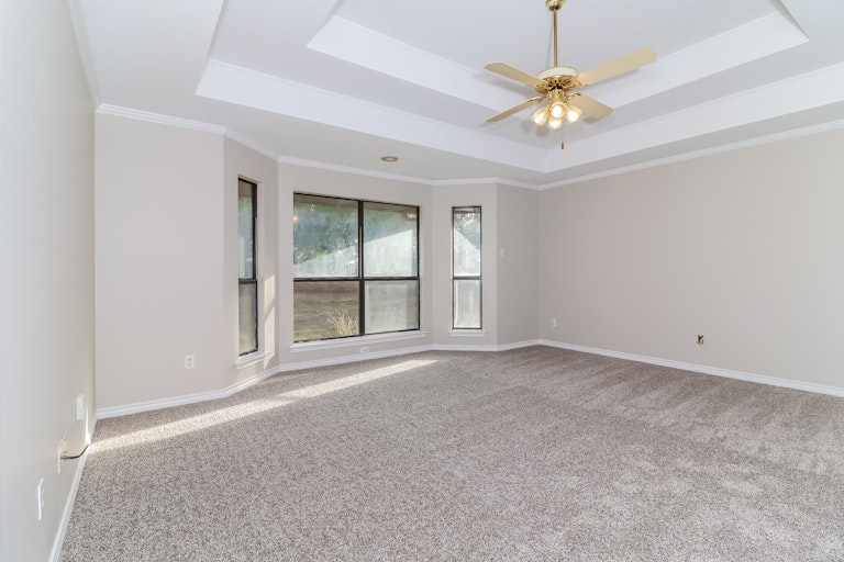Photo 16 of 25 - 1416 Frenchmans Dr, DeSoto, TX 75115