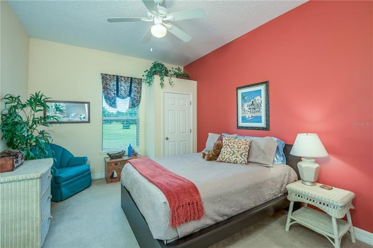 Photo 23 of 33 - 5851 Effie Dr, Apopka, FL 32712