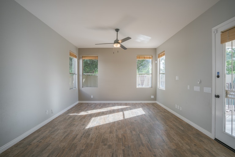 Photo 7 of 29 - 6509 W Piute Ave, Glendale, AZ 85308