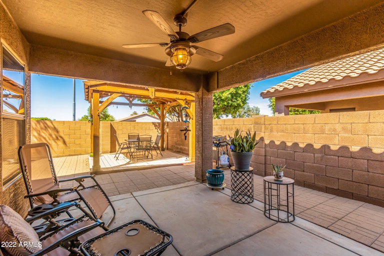 Photo 30 of 39 - 15924 W Tara Ln, Surprise, AZ 85374