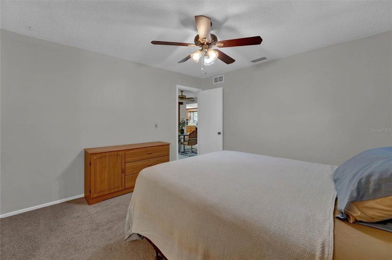Photo 12 of 28 - 4721 Pine Lake Dr, Saint Cloud, FL 34769