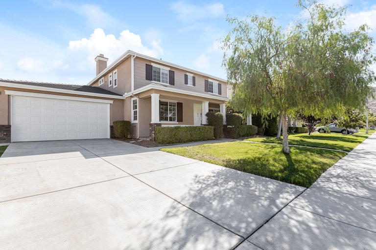 Photo 8 of 27 - 29319 Aquifer Ln, Menifee, CA 92585