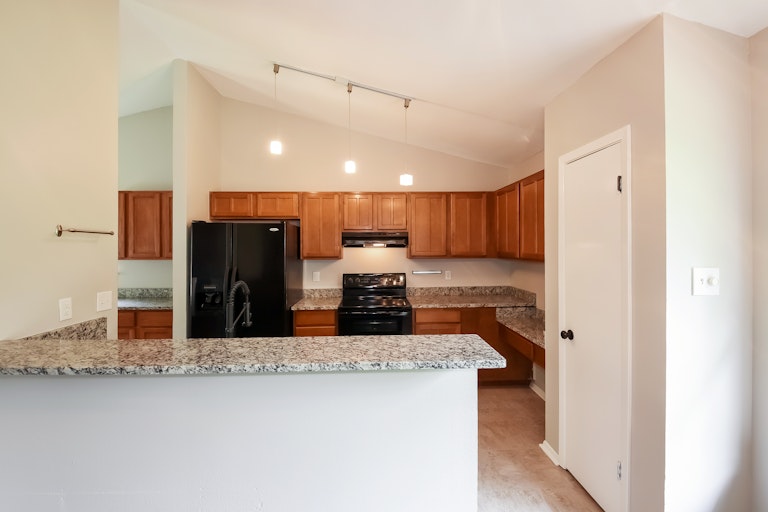 Photo 2 of 25 - 13919 Woodbreeze St, San Antonio, TX 78217