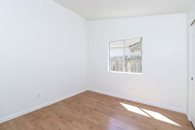 Photo 19 of 25 - 9054 Wildwillow Ct, Elk Grove, CA 95758