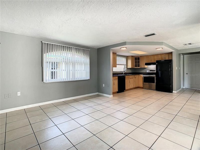 Photo 18 of 54 - 10136 Brandywine Ln, Port Richey, FL 34668