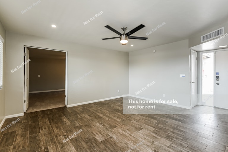 Photo 11 of 25 - 3189 W Dakota St, Tucson, AZ 85746