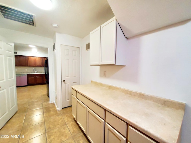 Photo 21 of 42 - 11122 W Connecticut Ave, Youngtown, AZ 85363