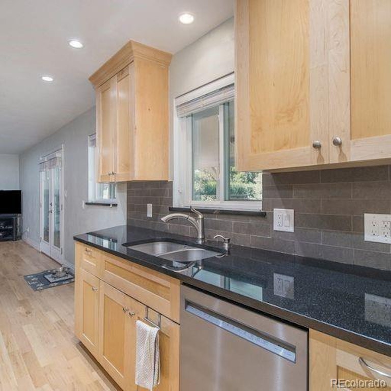 Photo 8 of 30 - 6903 S Jackson Way, Centennial, CO 80122