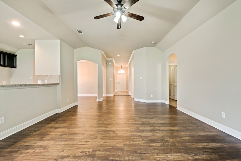 Photo 12 of 26 - 3023 Rocking Hills Trl, Forney, TX 75126