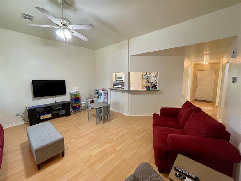 Photo 22 of 45 - 16107 Mesa Blvd, Humble, TX 77396