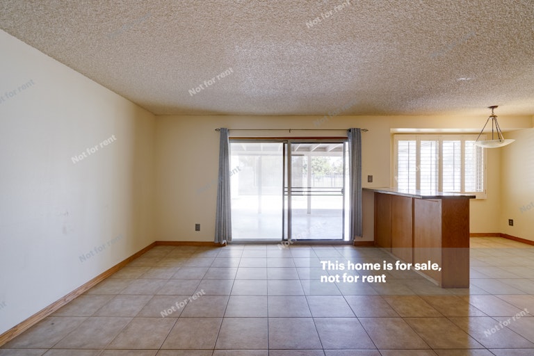 Photo 12 of 31 - 8943 N 13th Ave, Phoenix, AZ 85021
