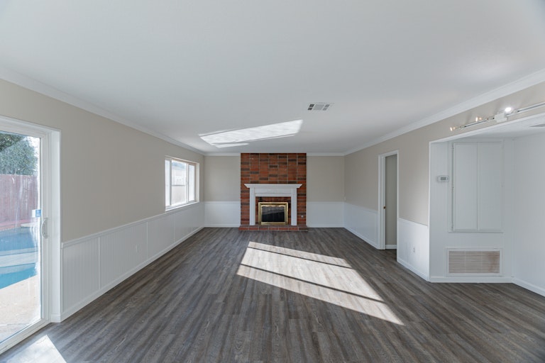 Photo 5 of 33 - 1234 Diana Ct, Upland, CA 91786