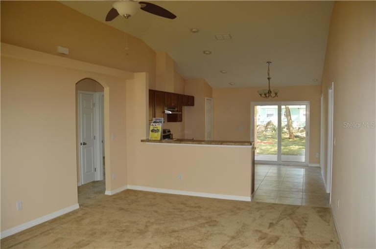 Photo 2 of 8 - 5031 Betty St N, Saint Petersburg, FL 33709