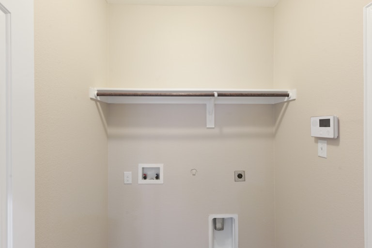 Photo 12 of 26 - 14313 Mariposa Lily Ln, Haslet, TX 76052
