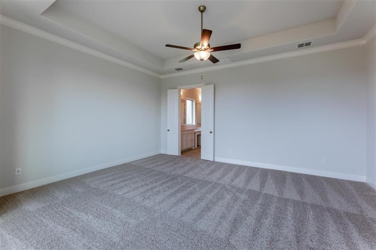 Photo 26 of 38 - 9442 Rockmount Dr, Dallas, TX 75243