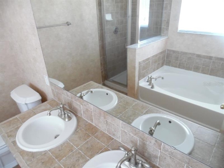 Photo 9 of 10 - 418 Elderberry Dr, Davenport, FL 33897