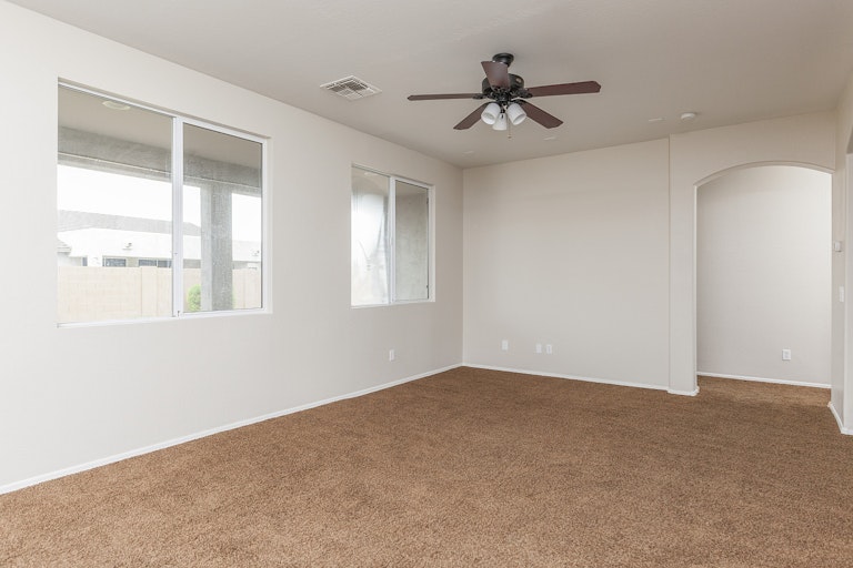 Photo 25 of 51 - 7318 S 72nd Ln, Phoenix, AZ 85339
